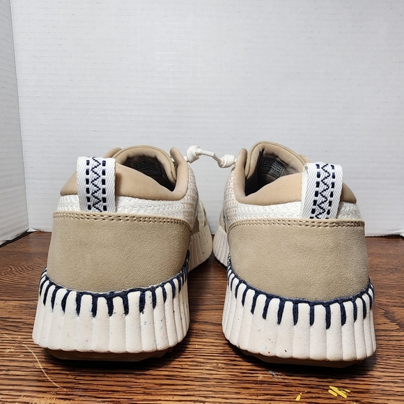 SKECHERS: BOBS Comfort Shoes - Nude - Size 8 - Excellent condition - Picture 8 of 13